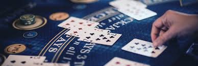 Simbol keamanan data dan privasi akun di platform hiburan doritoto